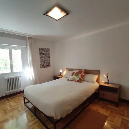 Apartamento Pamplona A 10 Minutos Del Centro Exterior foto