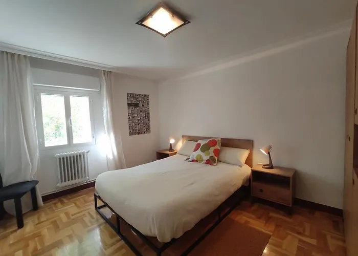 Apartamento Pamplona A 10 Minutos Del Centro
